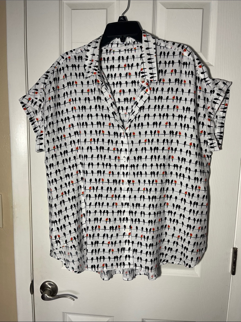 Jane & Delancy XL Birds on a Wire rainbow parrot shirt button up short sleeve